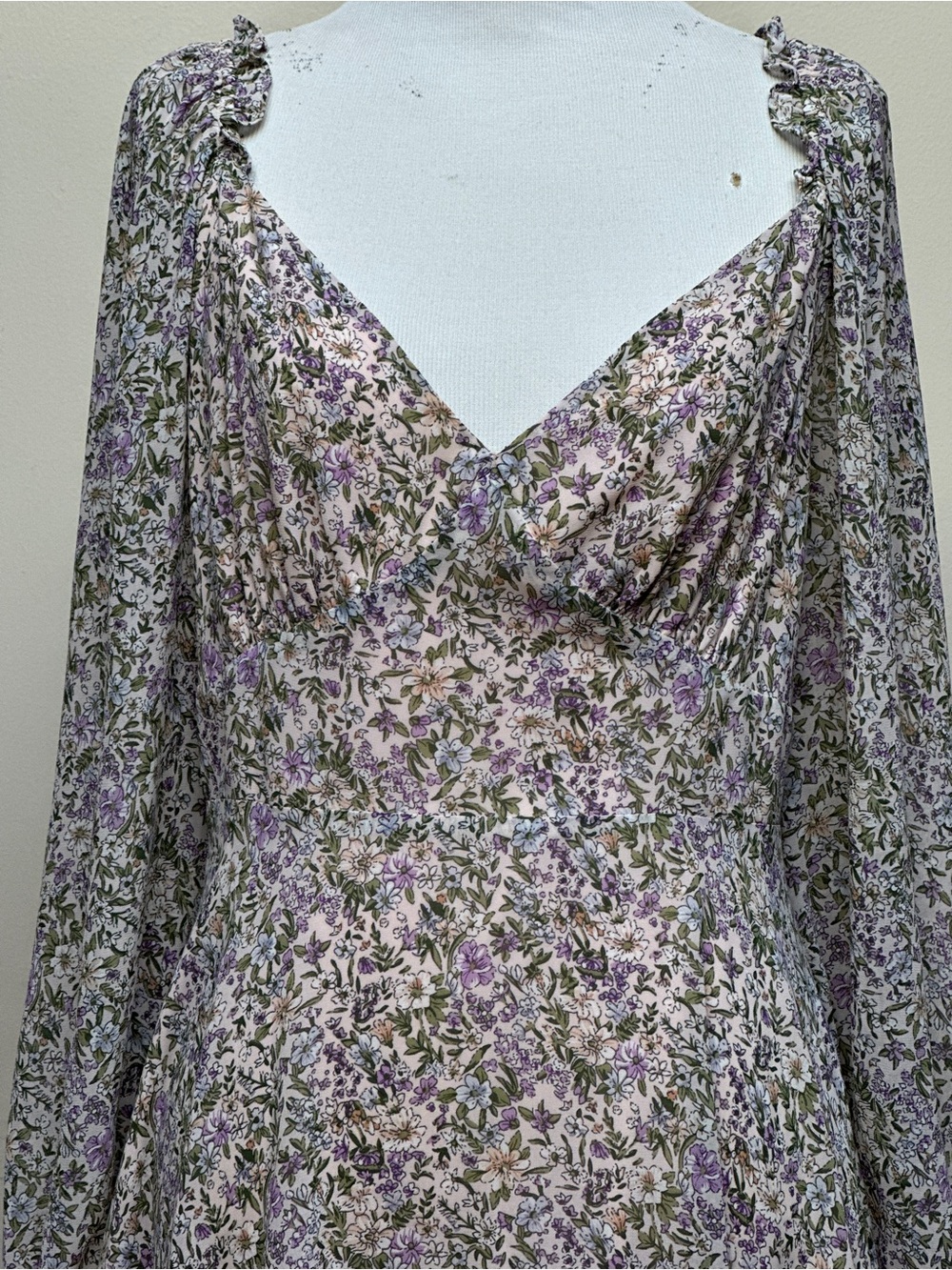 ASTR The Label Floral Sweetheart Midi Dress Blush Purple Multi Size Large - Picture 4 of 12